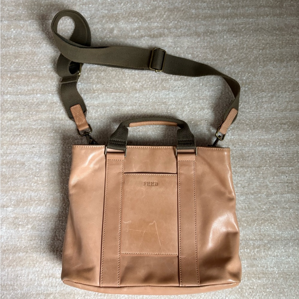 FEED Leather Women's Messenger Bag